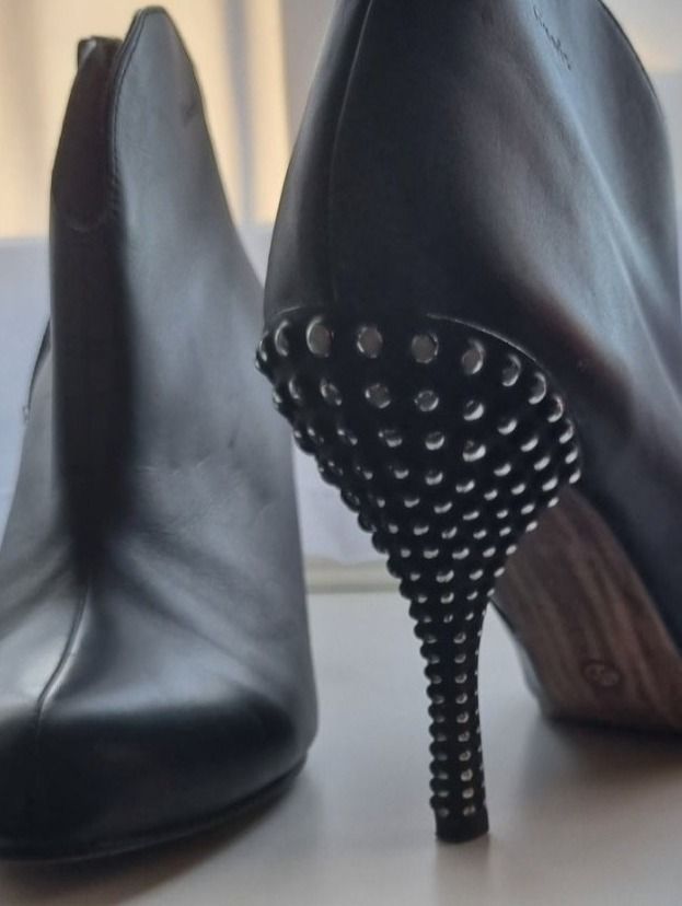 Tamaris Scarpe da donna: Stiefel, Stiefelette schwarz Gr, 39 – Nuovo (secondo la descrizione) da geroldswil venduto da Gumball1 1