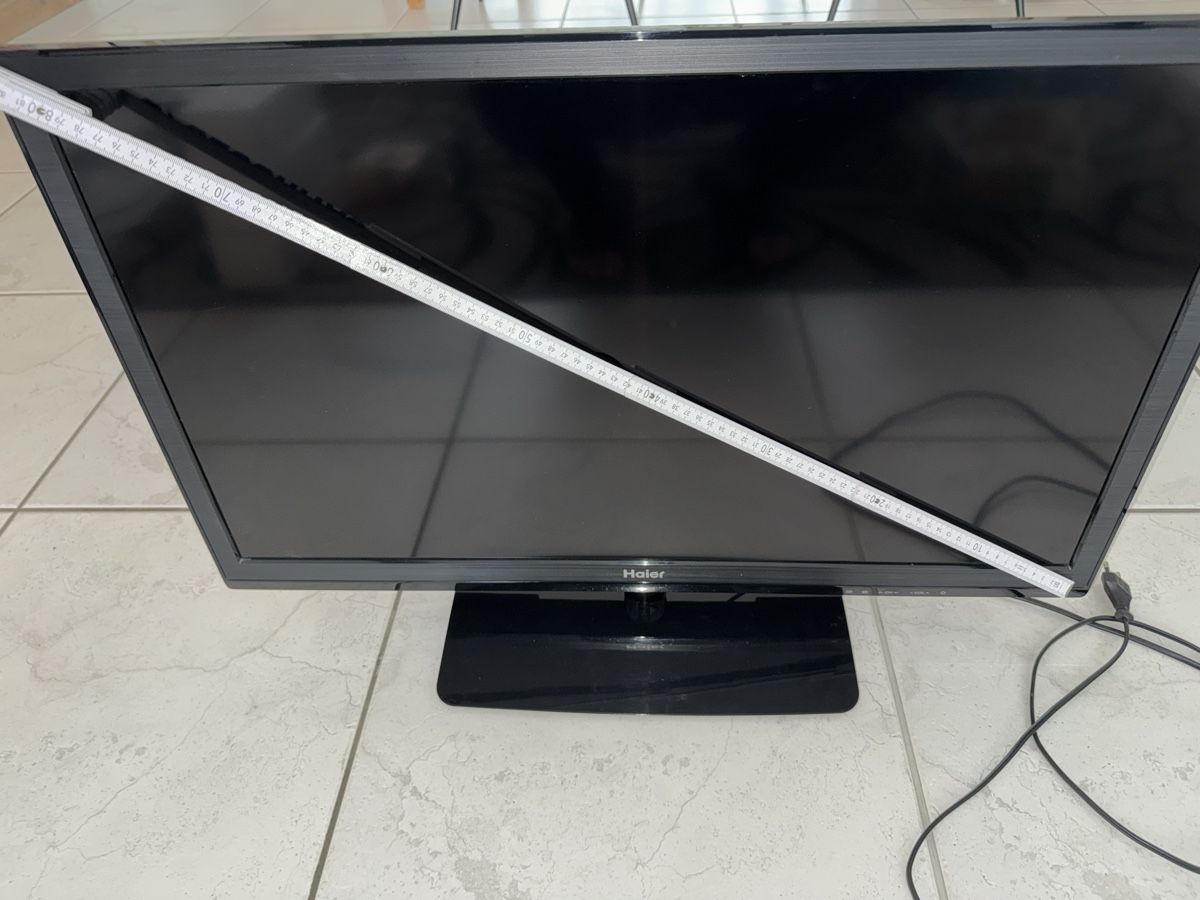 Haier Televisori: Fernseher von Haier – Usato da Gossau ZH venduto da Shaolin 1