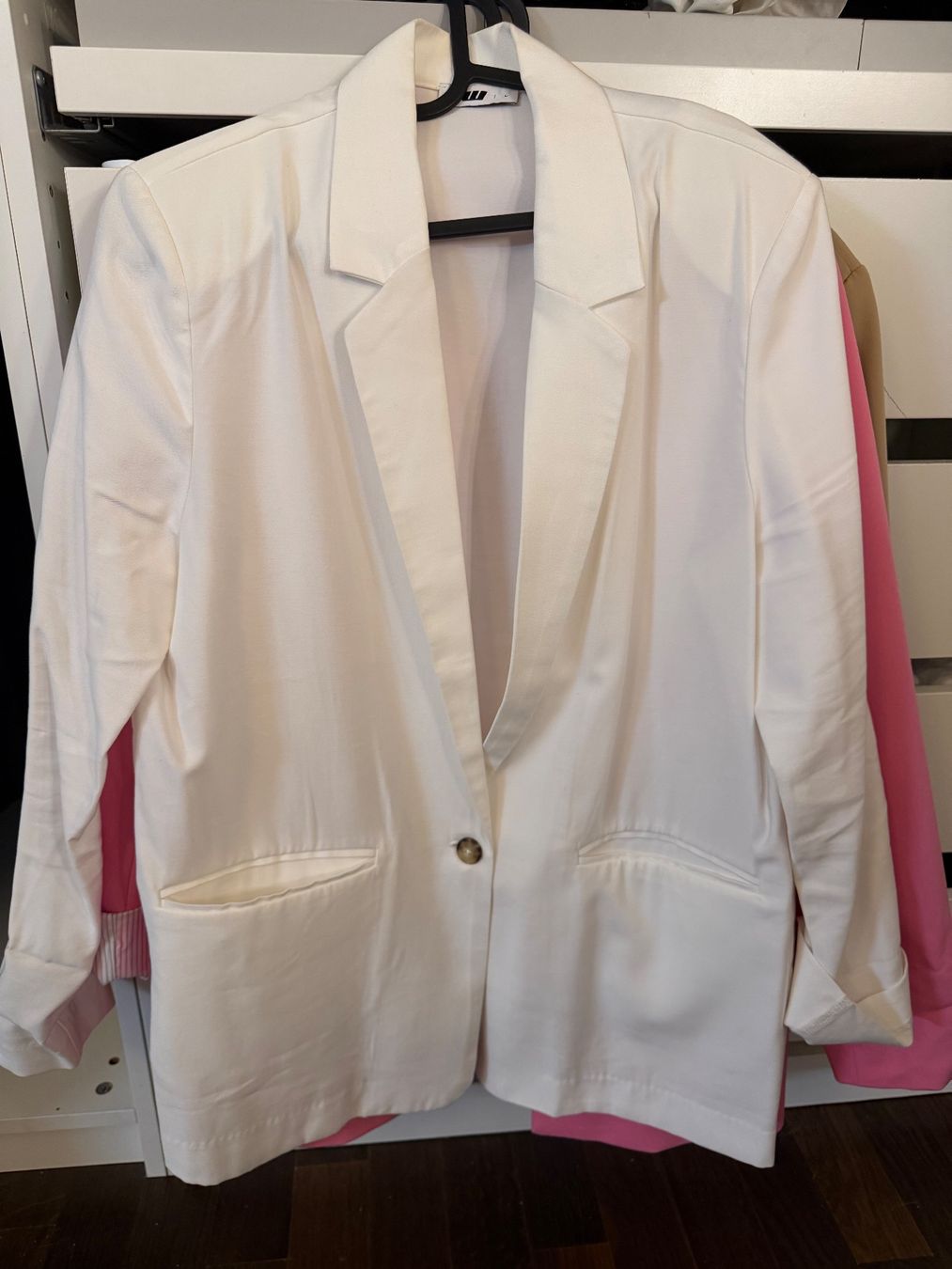 Giacche: 2 Blazer pink/weiss – Usato da Villmergen venduto da mel_5ywd 1