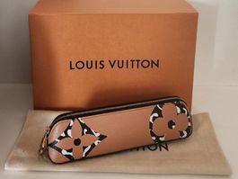 Louis Vuitton Jungle NEU Etui Case 100% Original