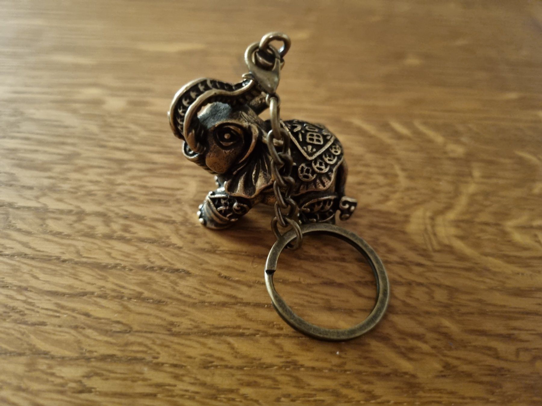 Portachiavi: Glücksbringer - Elefant an Schlüsselanhänger – Nuovo (secondo la descrizione) da Gattikon venduto da myartshop