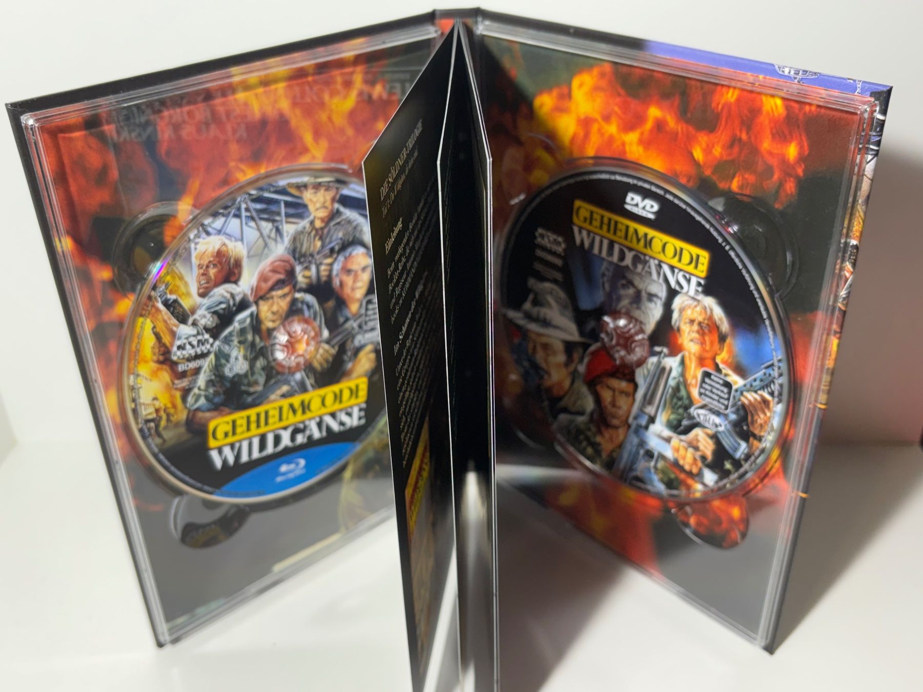Tous les DVDs: Geheimcode Wildgänse Blu Ray Mediabook – D'occasion à Wilderswil par Sstriker 2