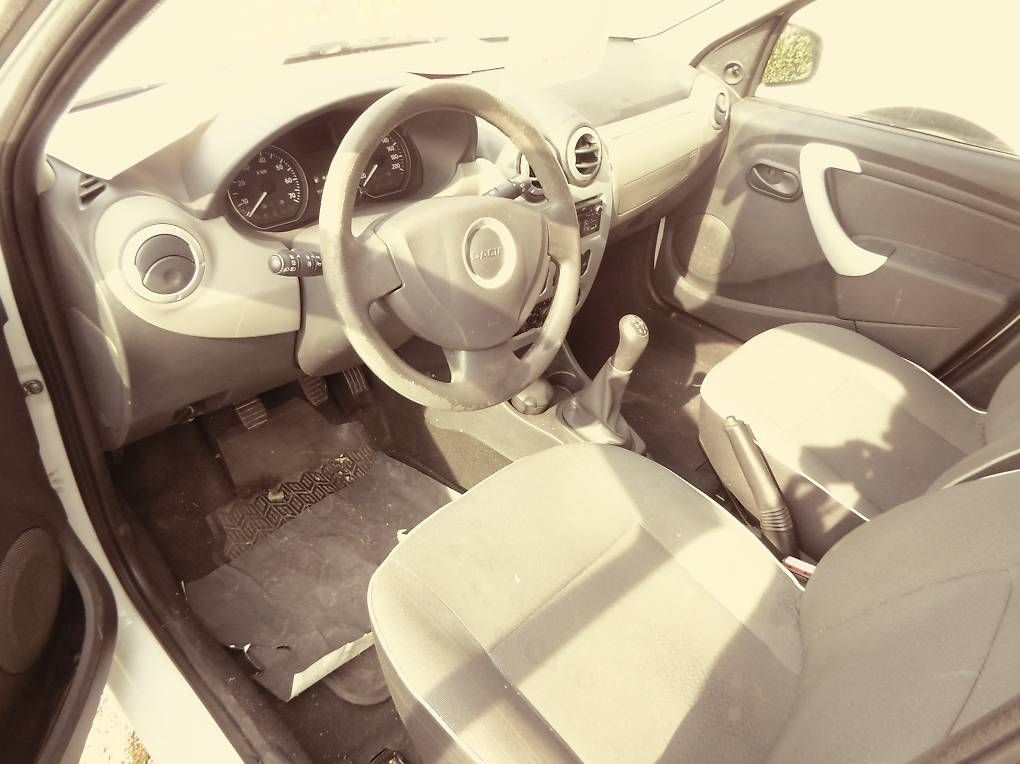 Automobili: Dacia Logan 1.5 dci   – Usato da Geneve venduto da pau_ybt5 3