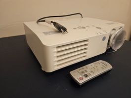 Panasonic Beamer PT-AX100E