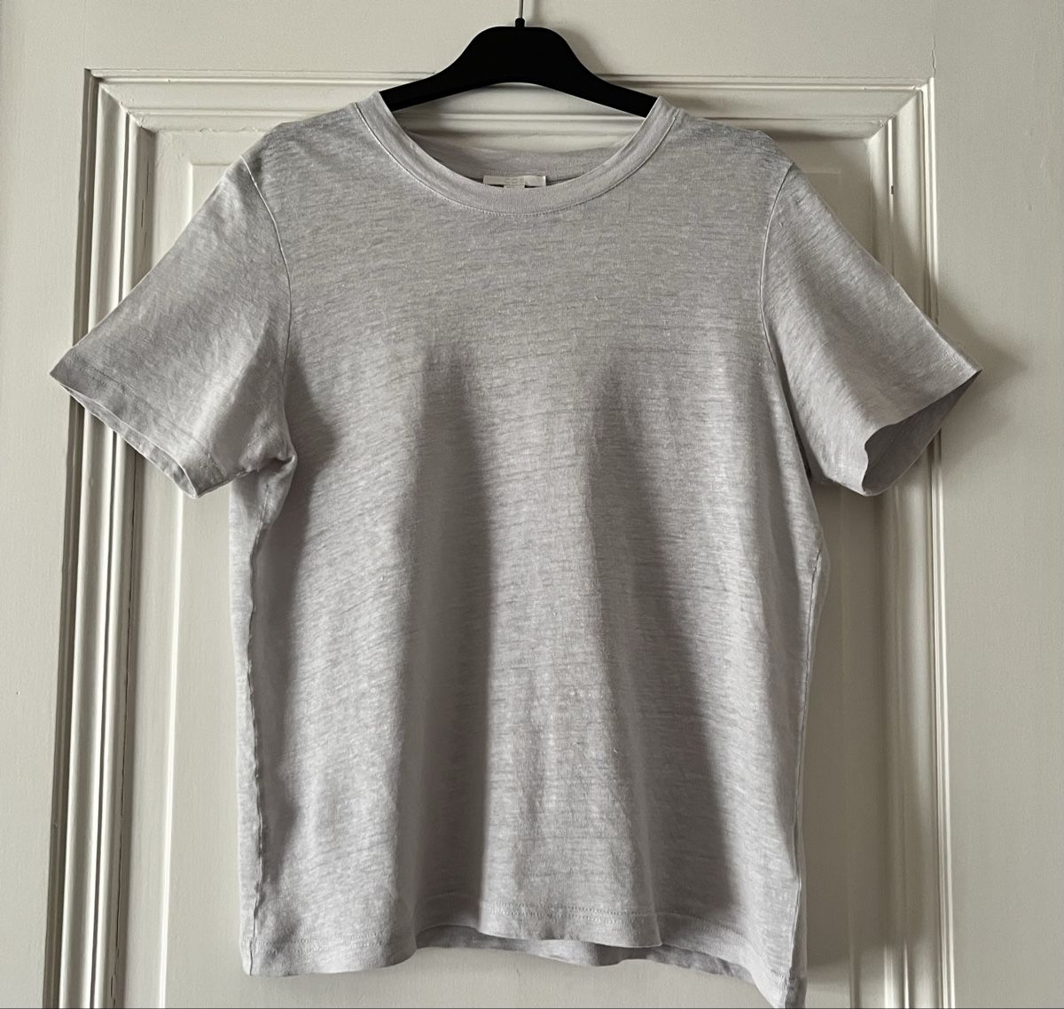 Cos T-shirts: T-shirt en lin COS – D'occasion à Lausanne par micou47