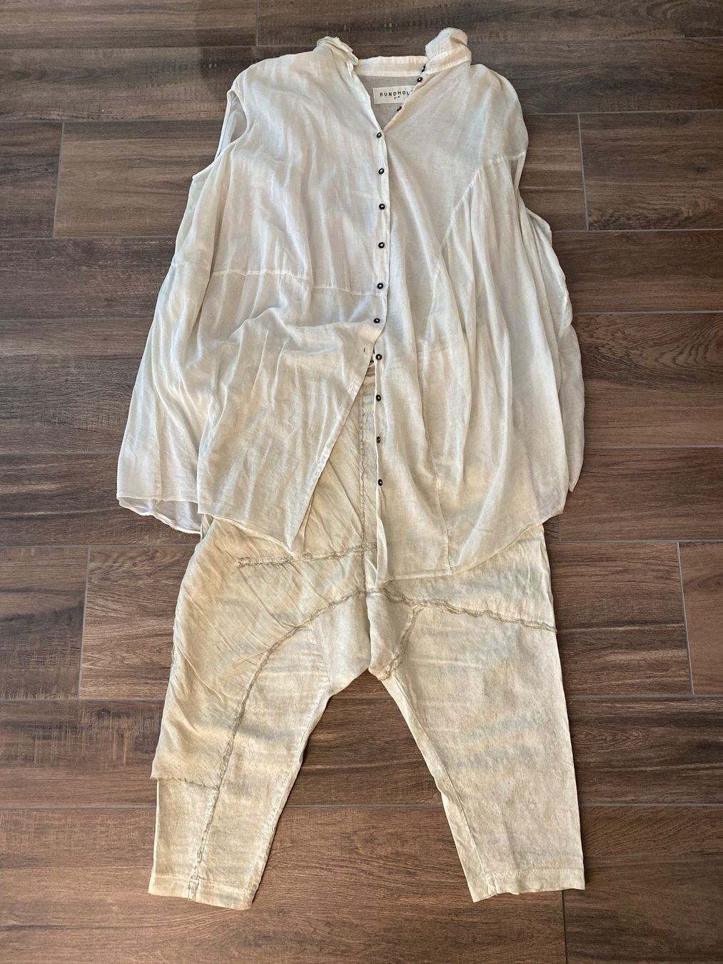 Rundholz Tuniche: Rundholz Dip Tunika hellbeige Gr. M - XL oversized – Usato da Arlesheim venduto da san_w9vr 2