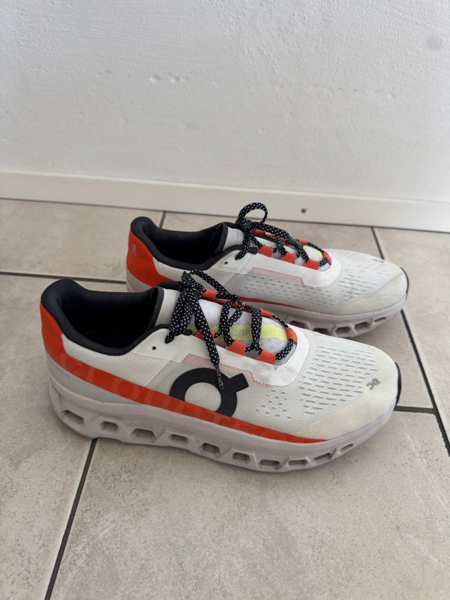 On Scarpe da uomo: On Cloudmonster, Grösse 43 – Nuovo (secondo la descrizione) da Teufen AR venduto da chi_h55m 2
