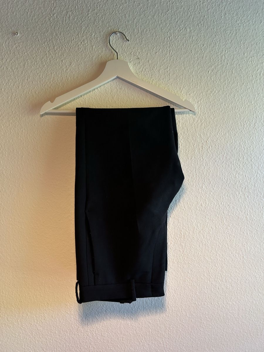 Cos Hosen: COS Anzughose – Neu (gemäss Beschreibung) aus Bubendorf von noa_ckq6