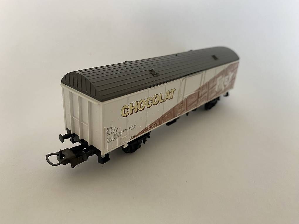 Modellini di ferrovie: Chocolat Frey Güterwagen H0 – Usato da Brugg AG venduto da FlowerStreet 1