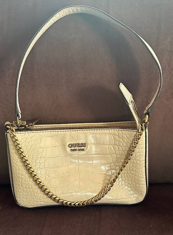 Taschen für Damen: Sac Guess blanc crème  – Gebraucht aus Penthaz von Oceane40