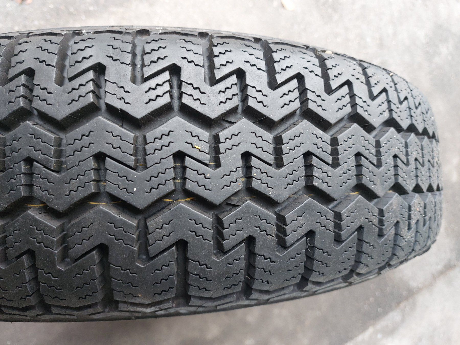 Volkswagen Pneumatici & Ruote complete: VW Bus T3 Reserverad – Usato da Uster venduto da Gery8 4