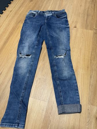 Only Jeans blau Destroyed-Optik Grösse 28/32 