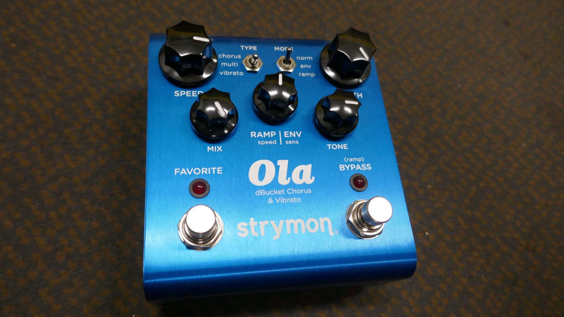Strymon Musikinstrumente: Strymon Ola Chorus – Gebraucht aus Wenslingen von FairlightCMI 1