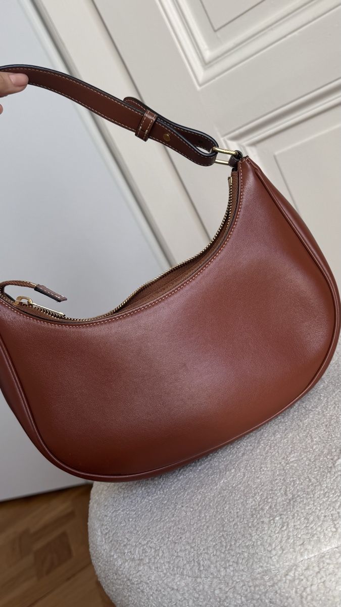 Celine Borse da donna: Céline brown Ava bag – Nuovo (secondo la descrizione) da Genève venduto da val_5jbf 4