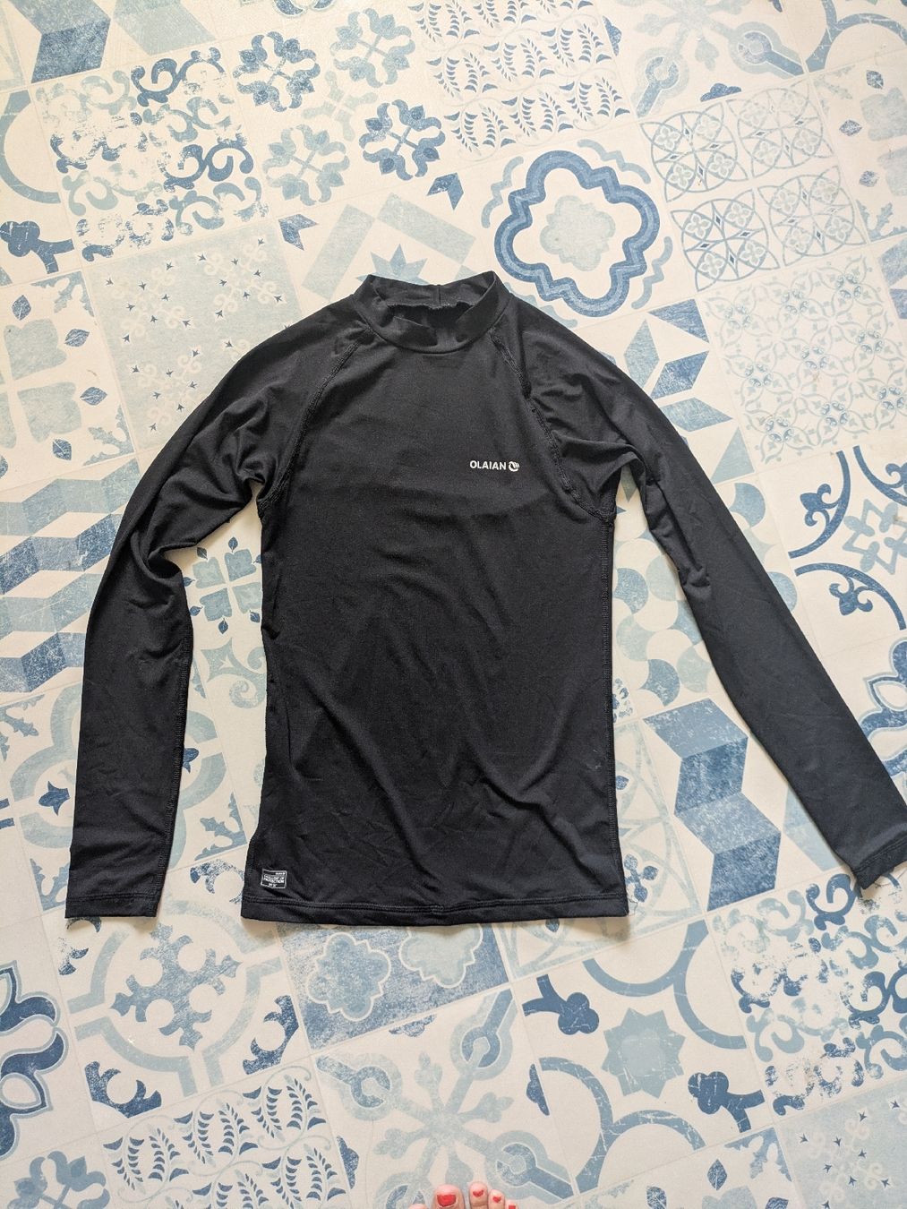 Decathlon Maillots de bain & Bikinis: Longsleeve zum Surfen – Neuf (Voir description) à Schwyz par Magdalena86