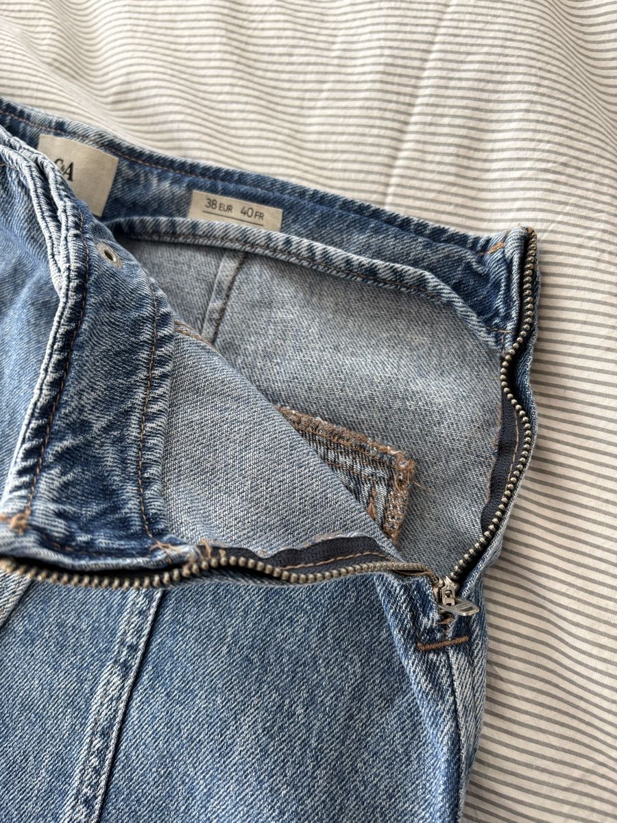 C&A Jeans: Jeans Shorts Gr 38 von C&A – Nuovo (secondo la descrizione) da Rümlang venduto da euqinom16 4