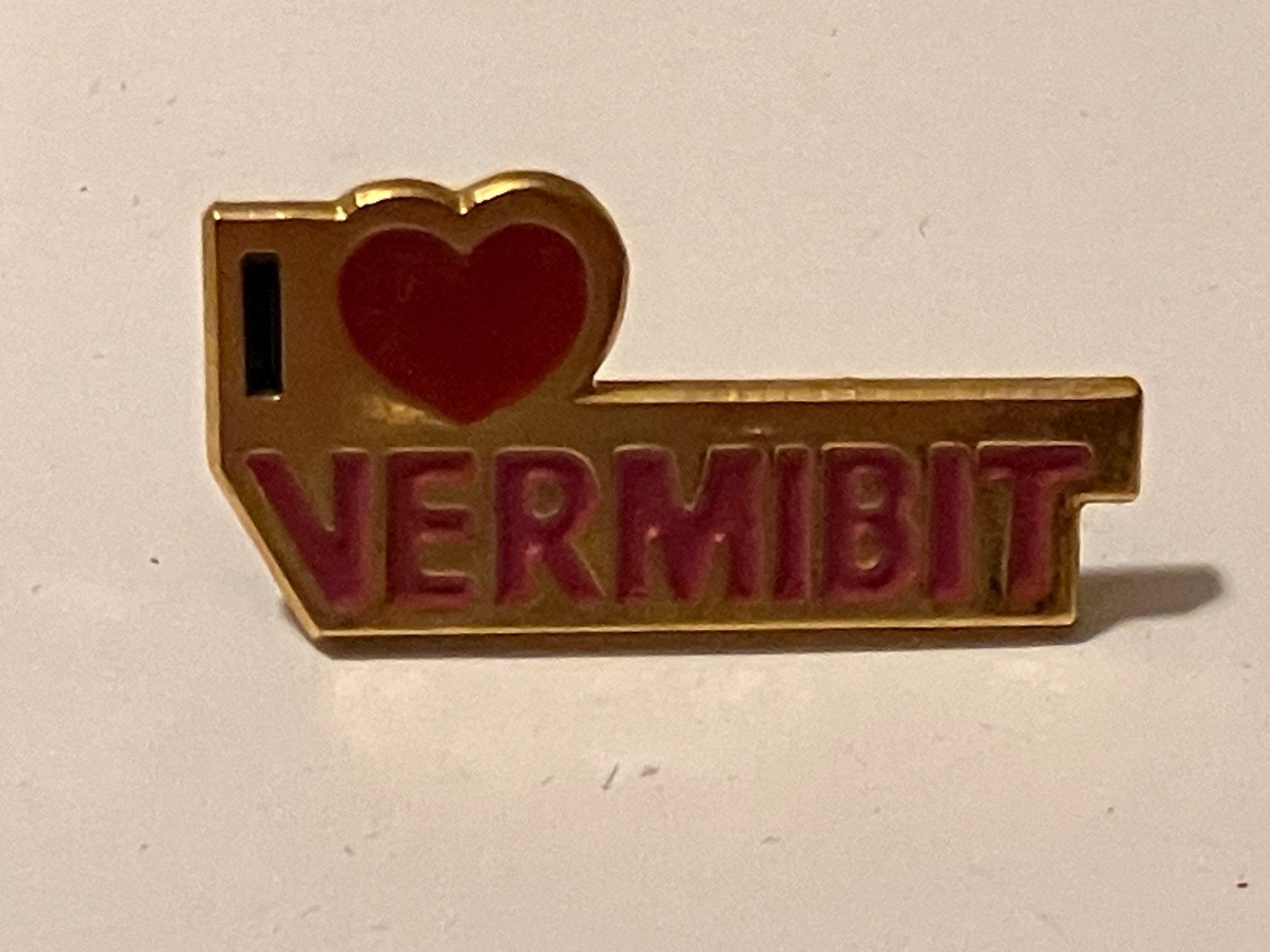 Placchette & Badge: 1 Pin Vermibit – Usato da Basel venduto da djwwpp