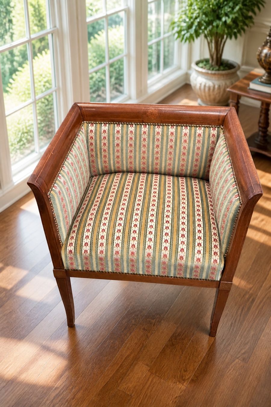 Sessel: Poltrona a pozzetto stile Biedermeier – Gebraucht aus Magliaso von orchidea08