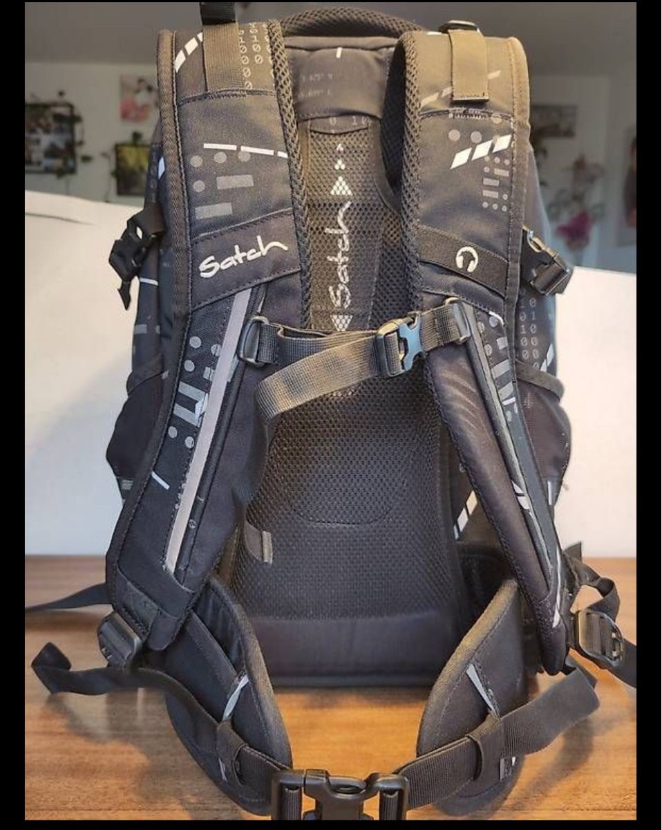 Satch Zaini: Schulrucksack von Satch – Nuovo (secondo la descrizione) da Winterthur venduto da ChicMarkt 8