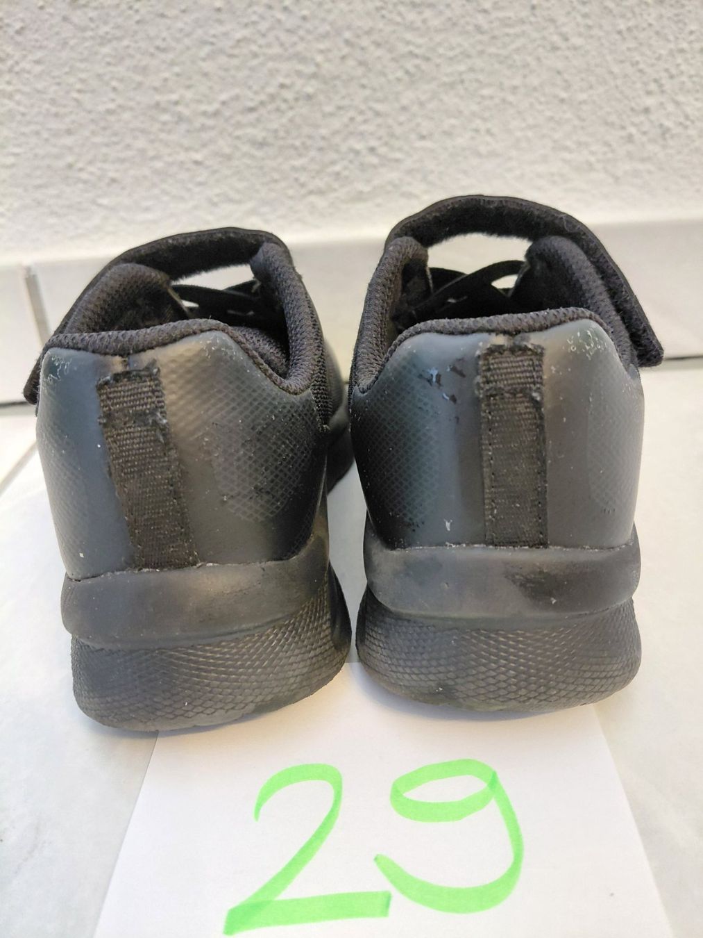 Skechers Scarpe per ragazzi: Turnschuhe Skechers, Grösse 29 – Usato da Schwyz venduto da Gilmour83 2