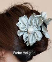 Haarklammer mit Blume - Das perfekte Accessoire!