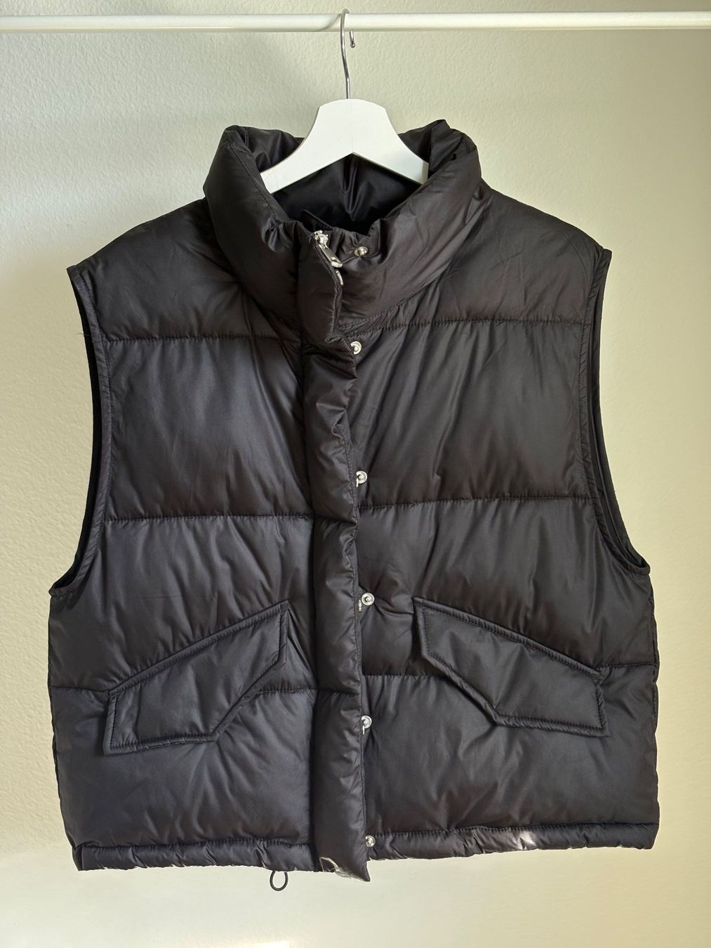 H&M Gilet & Giacche: schwarzes Gilet – Nuovo (secondo la descrizione) da Zürich venduto da bbbggg