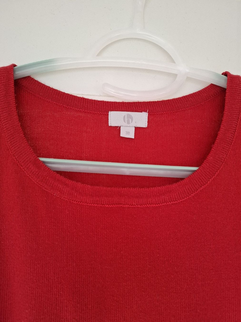 Top: Maille Vintage taille M – Usato da La Tour-de-Peilz venduto da Marin_nette 1