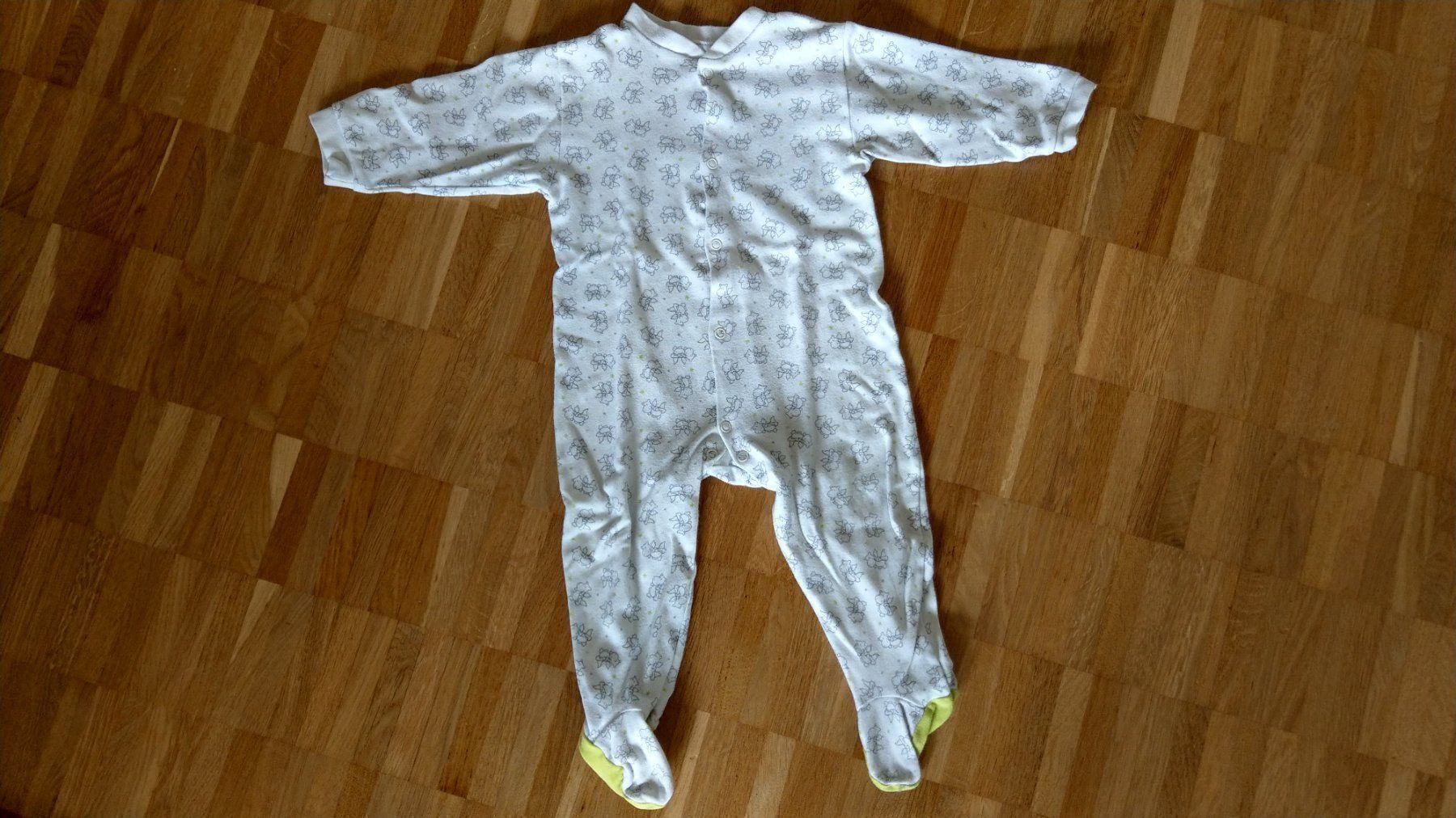 C&A Pigiama & Simili: Süsser Drachen Strampler / Pyjama  (Gr. 86) – Usato da Wädenswil venduto da adelimmat