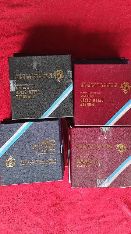Altro in Decorazioni & Accessori: 23 coffrets vide san Marino – Usato da Couvet venduto da lulul