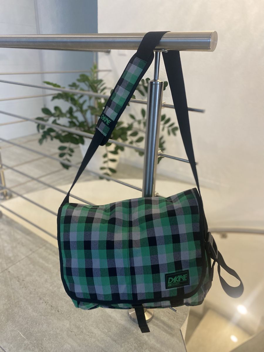 Dakine Borse: Dakine Tasche – Usato da Birrwil venduto da Bendegriz