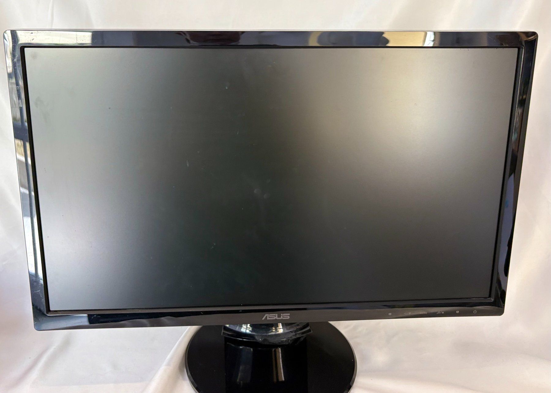 Asus Ecrans: Bildschirm mit VGA Stromkabel ASUS – D'occasion à Zürich par Drahtzug