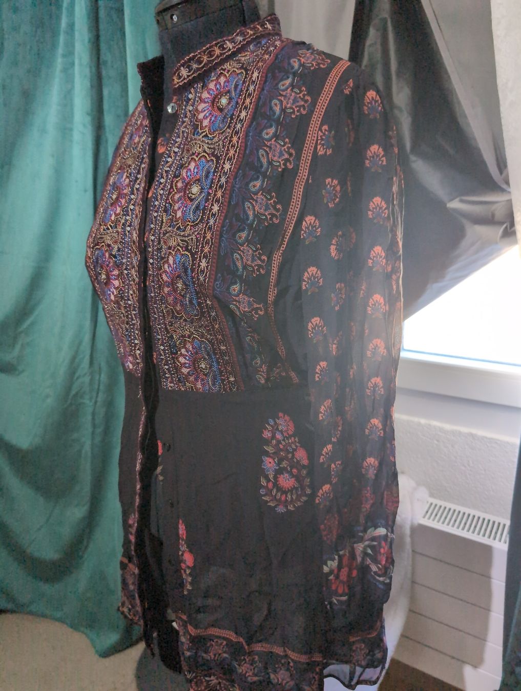 Zara Blusen: Wunderschöne Boho Bluse mit Stickerei, XL – Gebraucht aus Busswil BE von MissMuffin 2