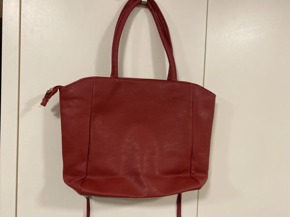 Borse da donna: Rote Handtasche Kunstleder geräumig – Usato da Flawil venduto da sonnengeist 3