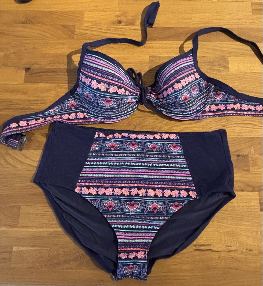 Beldona Maillots de bain & Bikinis: Bikini Beldona  – D'occasion à Baden par peace_bluemli