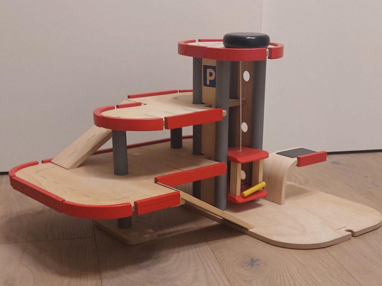 Plantoys Giocattoli: Plantoys PlanWorld Parkhaus – Usato da Steinen venduto da Roger_b01