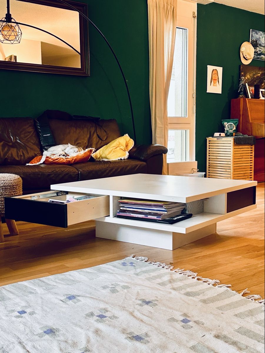 Tavoli: Moderner Couchtisch in Weiss/Schwarz – Usato da Steinmaur venduto da ali_hgk8 2