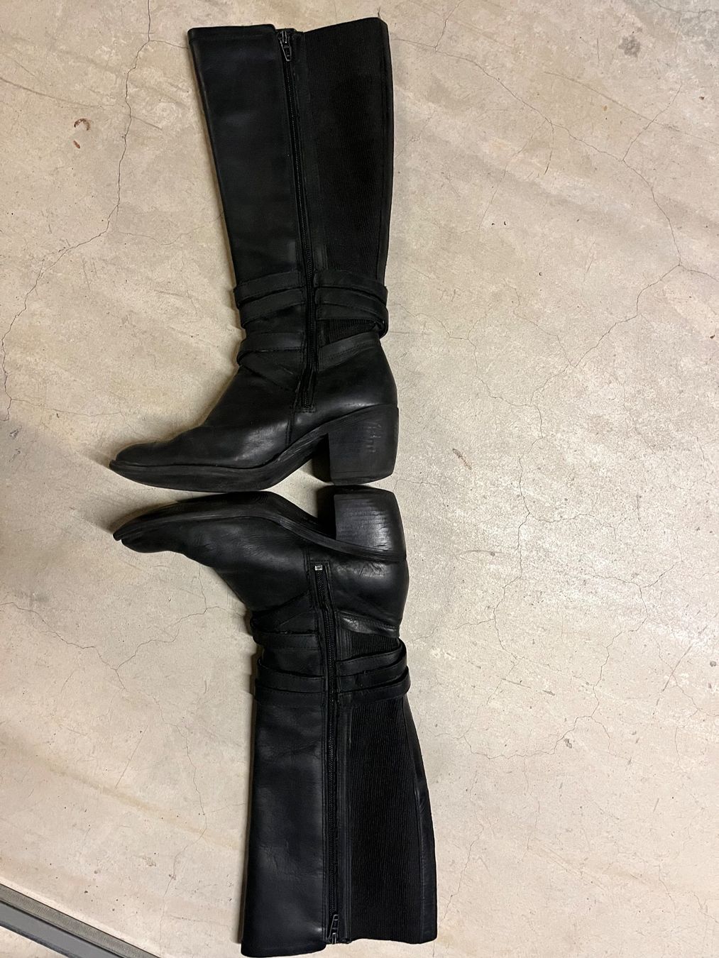 Scarpe da donna: Stiefel leder schwarz mit Abstaz – Usato da Zürich venduto da maral787 2