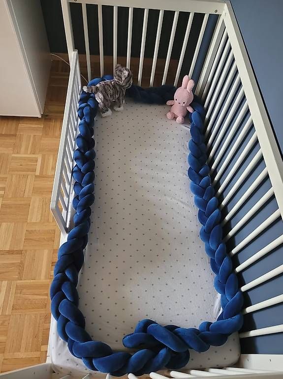 La Redoute Betten: Lit bébé-enfant évolutif complet à 30% de prix – Gebraucht aus Gland von red-bird 1