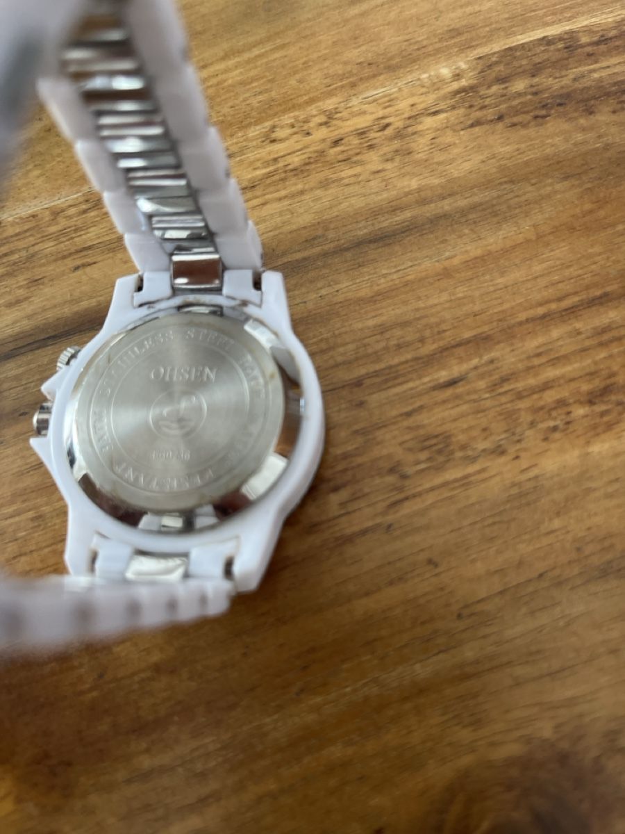 Orologi: Damenuhr Weiss – Difettoso da Dietikon venduto da Ute7092 4