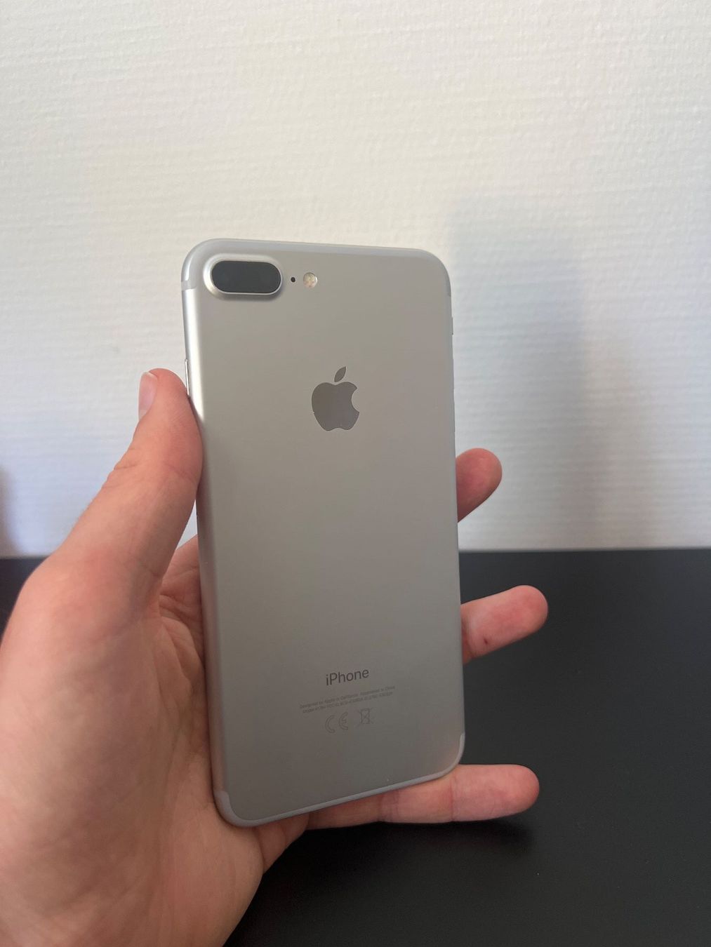Apple Telefoni cellulari / Smartphones: iPhone 7 Plus, 32 GB, Silber – Usato da Meilen venduto da Familie_Widmer 1