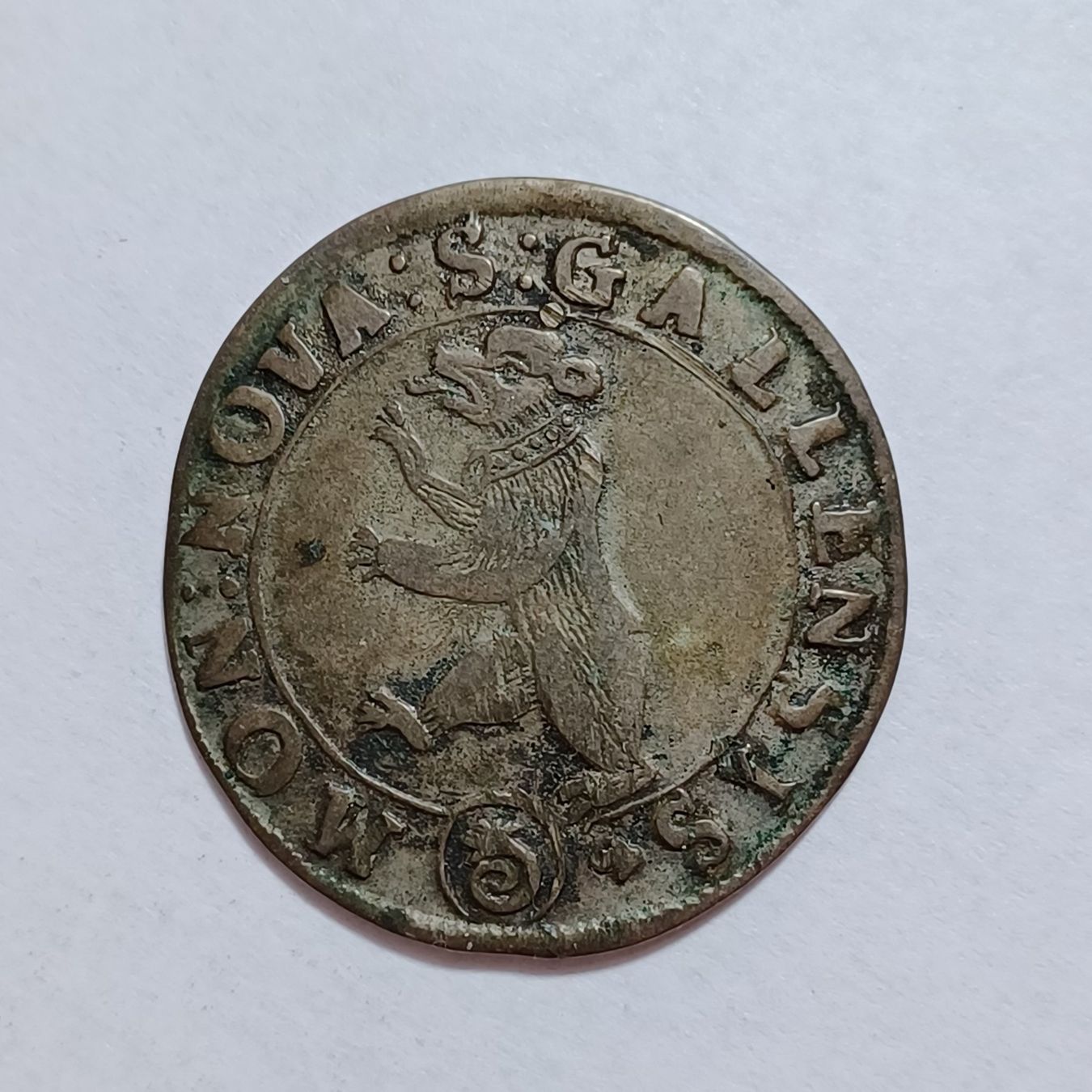Tutti le monete: 6 Kreuzer 1732 St. Gallen – Usato da Pfäffikon ZH venduto da Schweizer_Muenzen 1