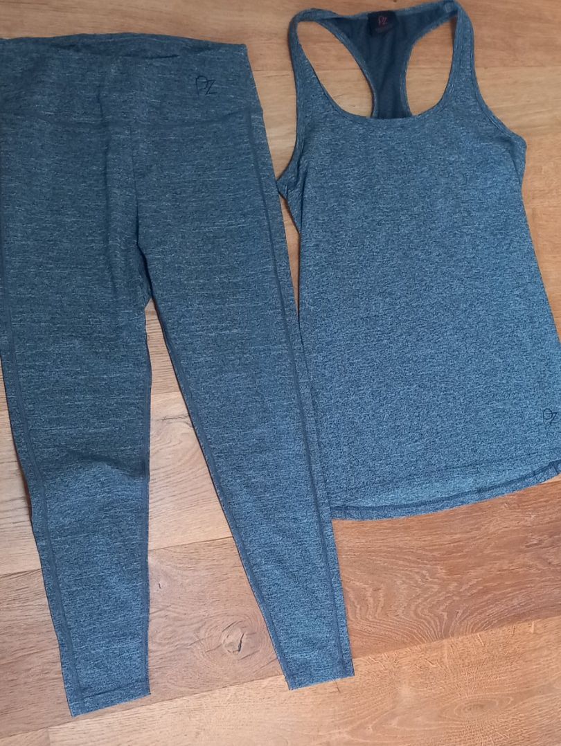 Lotti di vestiti: Powerzone Sportset – Nuovo (secondo la descrizione) da Gais venduto da LeonieM01 1