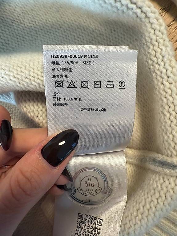 Maglioni & Felpe: Moncler Wool Sweater Original Size S – Usato da Canobbio venduto da esa_2vds 2
