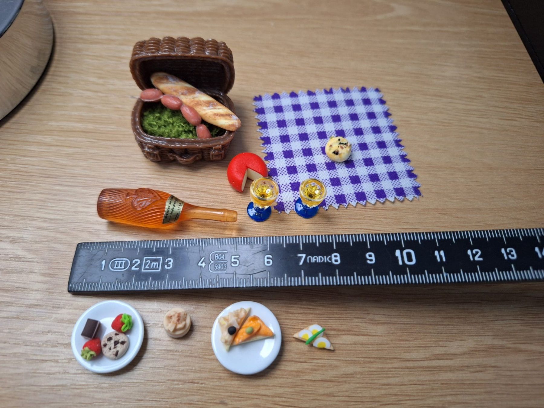 Maisons & Meubles de poupées: Handmade Picknick Set – Neuf (Voir description) à Zürich par HandmadeTinyFood 1