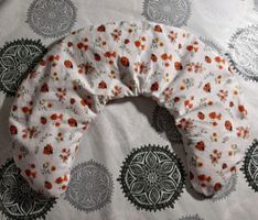 Selbstgemachtes Nackentraubenkernkissen 