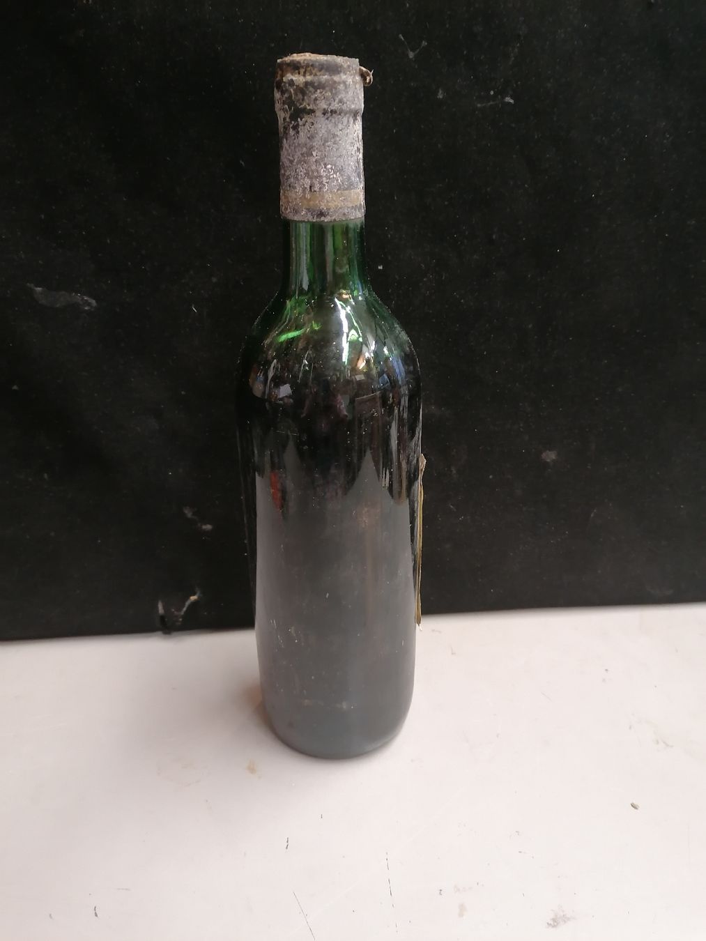 Vino: Vin Saint-Émilion 1975, 75cl – Usato da Genève venduto da Leboucheoreilles 8