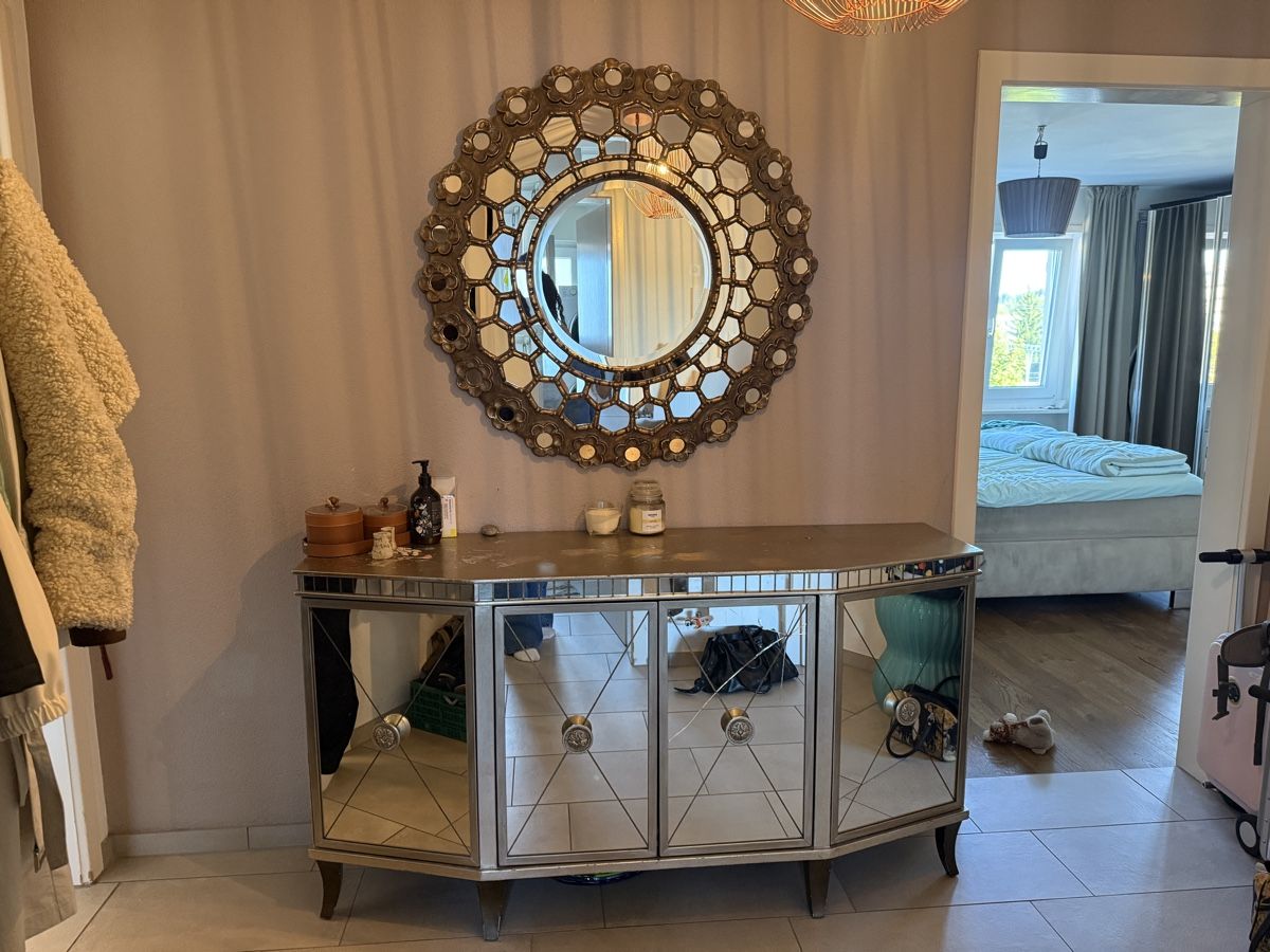 Commodes: Sideboard – D'occasion à Bassersdorf par roj_5hcb