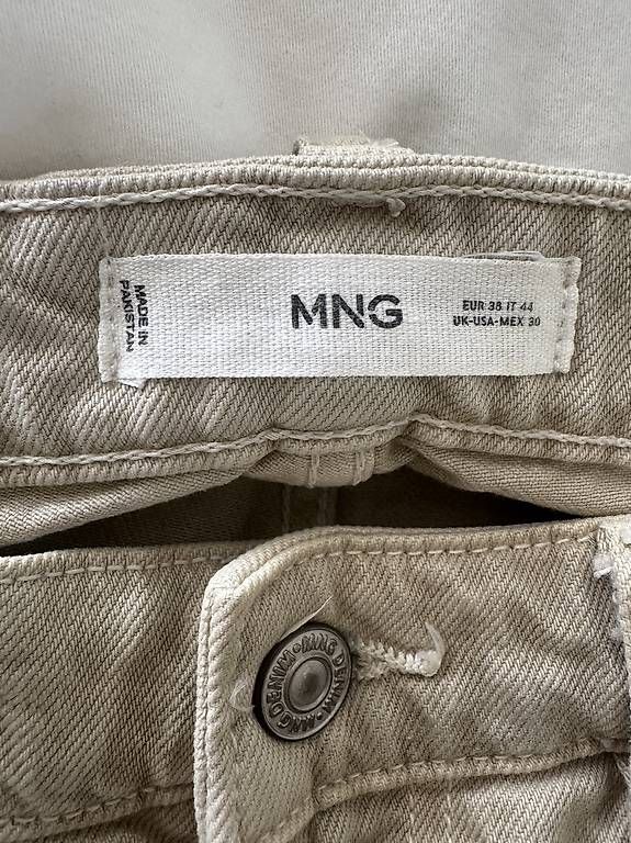 Jeans: Beige Jeans von Mango Gr.38 – Usato da Derendingen venduto da att_9kys 2