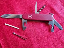 Couteau suisse Victorinox rouge logo EMS bon etat