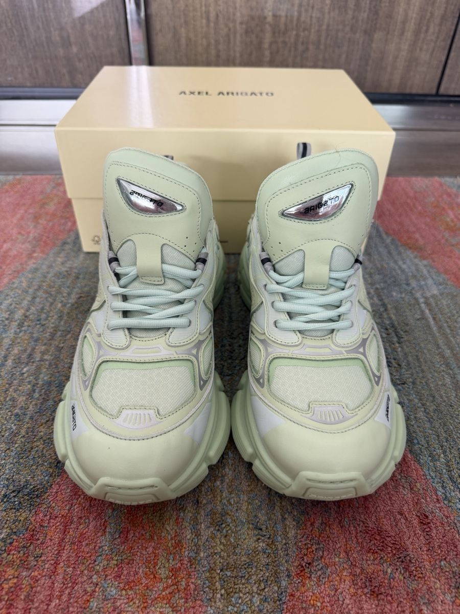 Axel Arigato Scarpe da uomo: Axel Arigato sneakers  – Nuovo (secondo la descrizione) da Lausanne venduto da Loyal_8 1